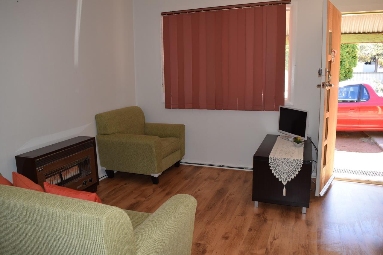 Aly'S Cottage Broken Hill Bagian luar foto