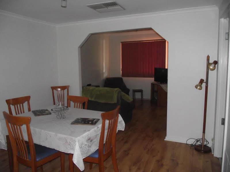 Aly'S Cottage Broken Hill Bagian luar foto